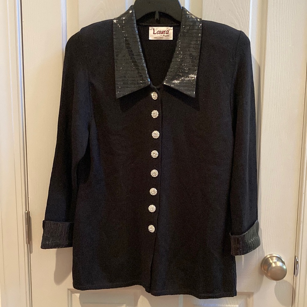 Vintage Laura by Alyzia black jacket
